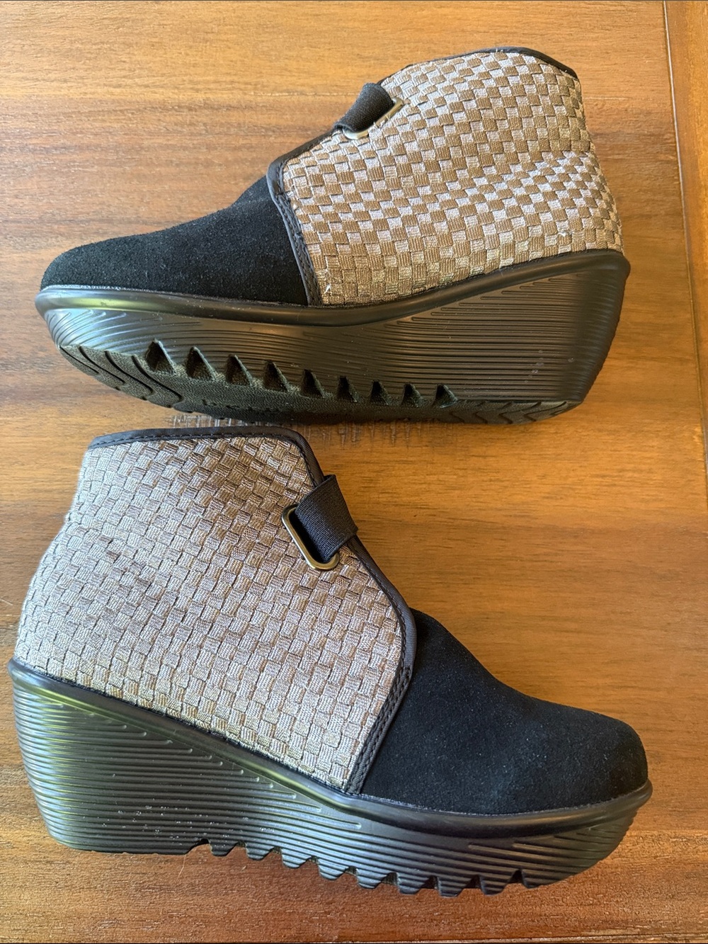 bernie mev. Black and Taupe Wedge Ankle Booties  - Size 7